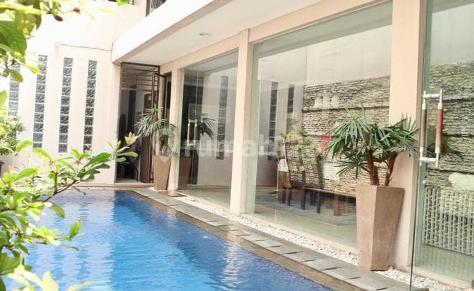 Rumah Mewah dan Nyaman di Villa Cendana Lingkungan Eksklusif Bintaro