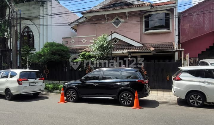 Rumah 2 Lantai Cocok Untuk Usaha Siap Huni Dengan Hunian Nyaman Dan Asri @kasuari Raya Bintaro
