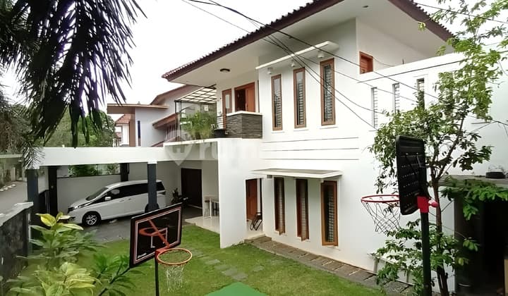 Rumah Bagus Cantik di Bintaro Jaya Sektor 1