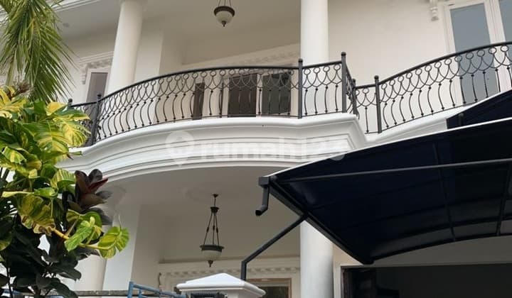 Rumah Mewah Siap Huni dengan Lingkungan Asri di Bintaro Sektor 9