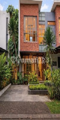 Rumah Furnished 2 Lantai Dalam Cluster Premium Bintaro