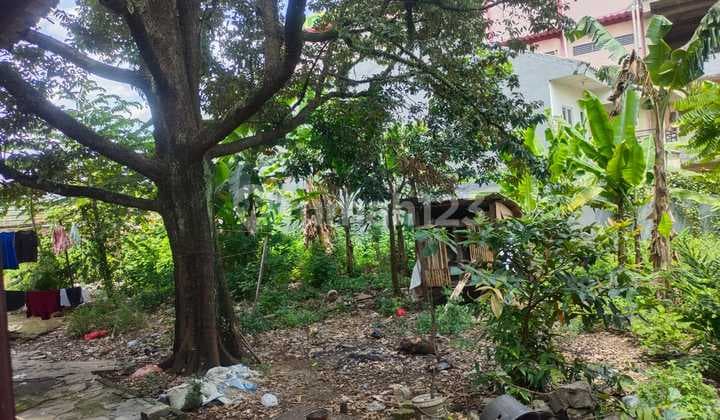 Dijual Tanah Kavling + 7 Kios - Potensi Investasi Tinggi!