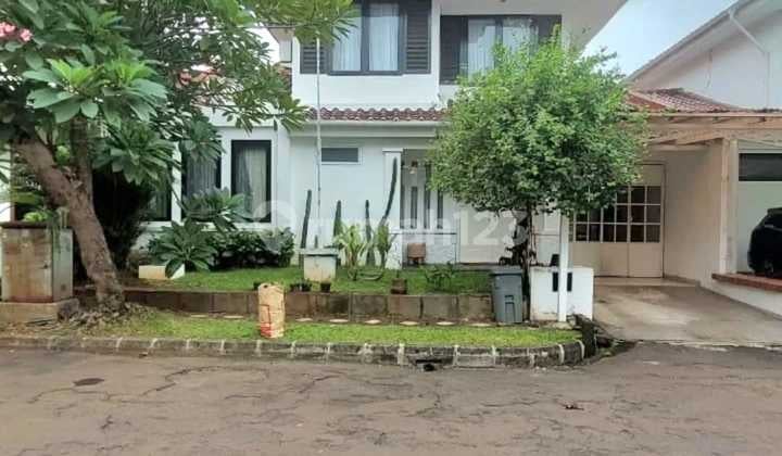 Rumah Cantik Bersih Siap Huni di Bintaro Jaya dengan Luas 216 M2 dan Bangunan 200 M2 Surat SHM KT 3+1 dan KM 3+1