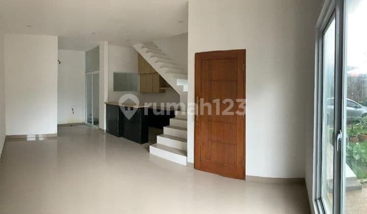 House on Jl Jombang Raya