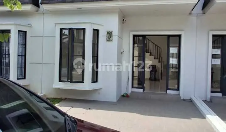 Hot Rent!!! Rumah Baru, Rapih, Siap Huni Dalam Cluster di Ciputat, Dekat Stasiun Kereta Api Jurang Mangu