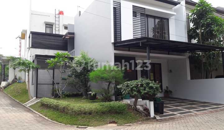 Strategic House for Sale in Ciputat, 3 Bedrooms, 2 Floors, SHM Certificate - Move-in Ready