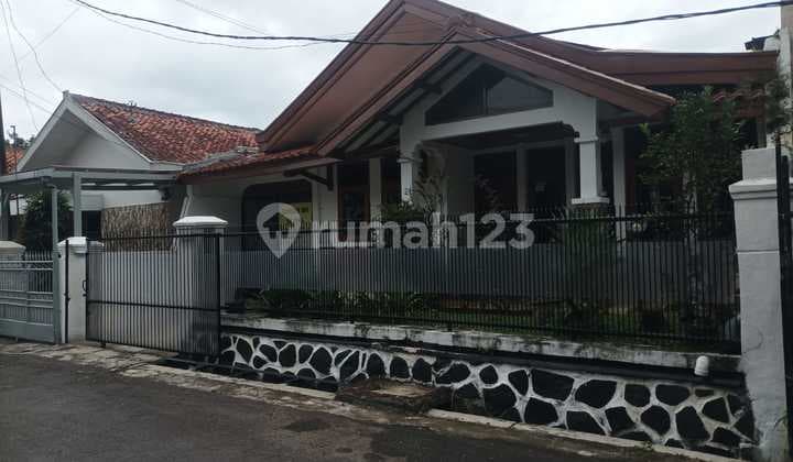 Rumah Luas 3 Kamar di Buah Batu Bandung