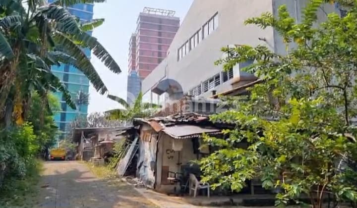 Disewakan Tanah Luas Di Pusat Kota Jakarta Selatan , Bisa Sewa Sebagian Cocok Untuk Usaha Olahraga Dan Pembangunan Gedung