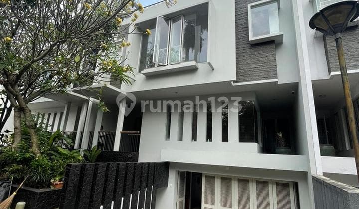 Disewakan Rumah Tinggal Jakarta Selatan Dekat Blokm dan Kemang