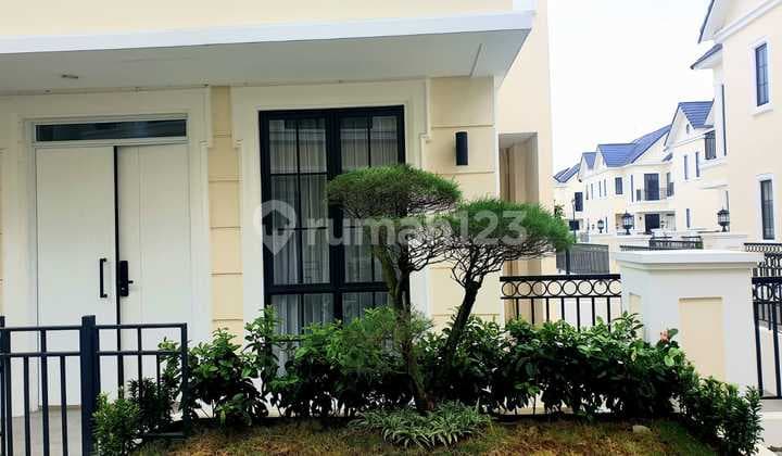 QUICK SALE LOSS SALE 3-STORY HOEK HOUSE LAVON 2 FULLY FURNISHED