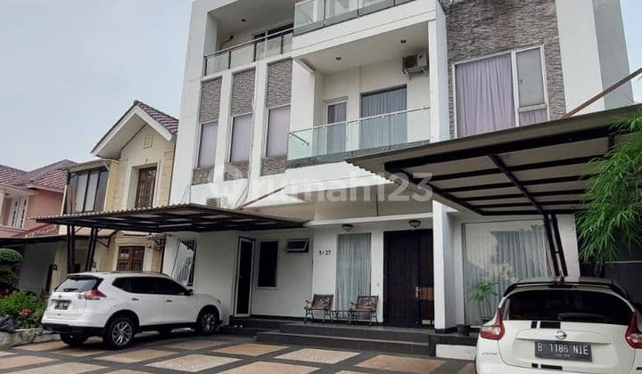 Rumah Dengan Private Pool di Sutera Intan Alam Sutera