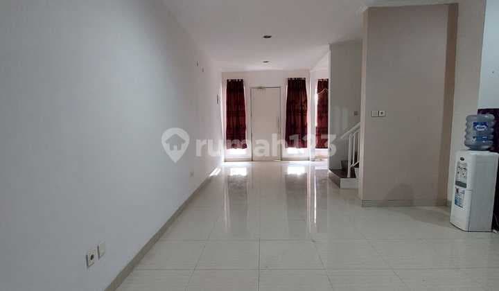 Disewakan Segera Rumah Di.green.lake City