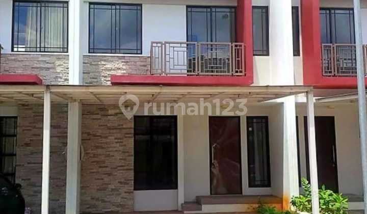Good SHM House in Green Lake City Cipondoh Tangerang