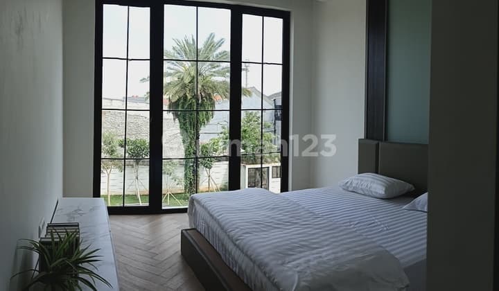 Goshenhomies di Casa Varya. Luxury European Lifestyle At West Jakarta