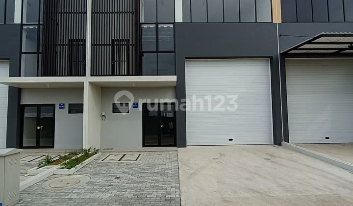 Marketed *Multi-purpose Warehouse Aero Bizhub Pajang Tangerang.