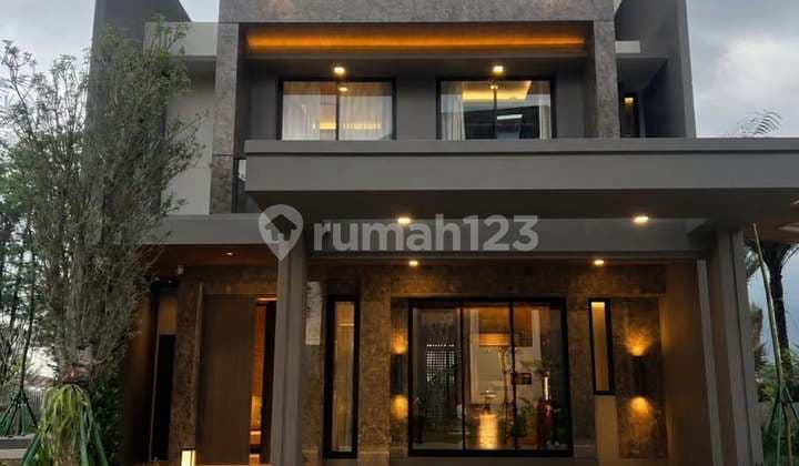 Luxury House for Sale, Beautiful in Pasadena Gading Serpong Tangerang.