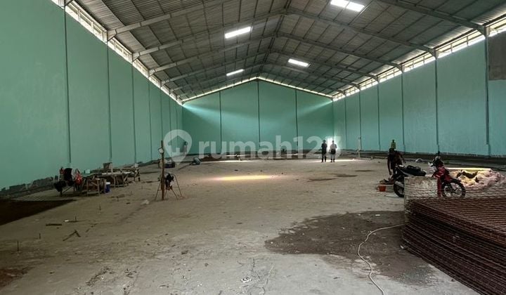 gudang siap huni ada office di dalam 2 lantai .: Jababeka 1 Cikarang