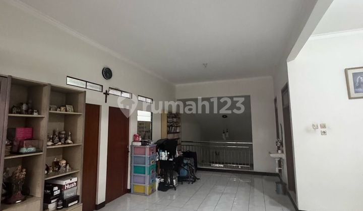 dijual rumah siap huni terawat di komplek TKI bandung