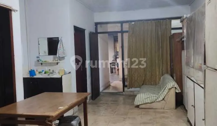 For Sale: Shop House in the Center of Bandung City.