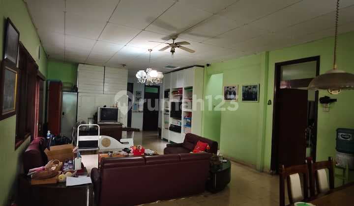 Disewakan Rumah di Sayap Sudirman Bandung