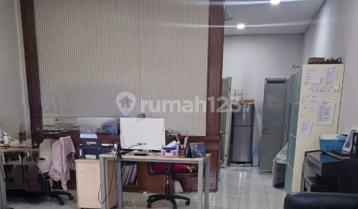 Strategic Shop House for Sale in Singgasana Complex, Bandung City