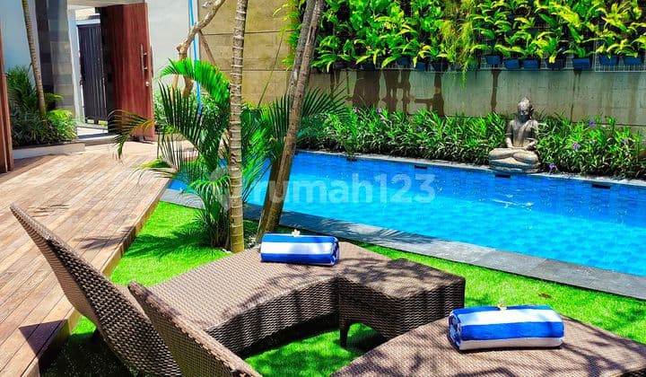 Vila Tropical Ready Unit Full Furnished Lokasi Seminyak Bali