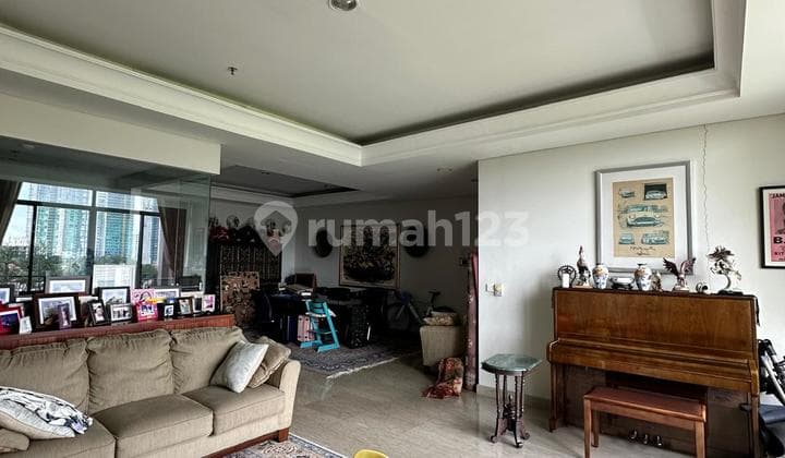 Dijual Apartemen Essence Darmawangsa 3 Kamar Tidur