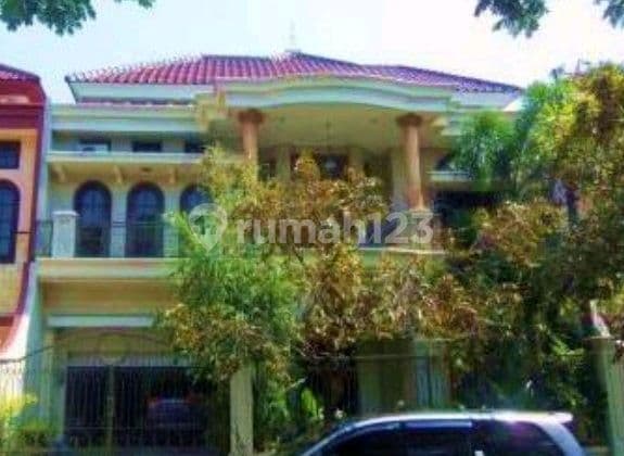 Dijual Rumah Central Park Semolowaru