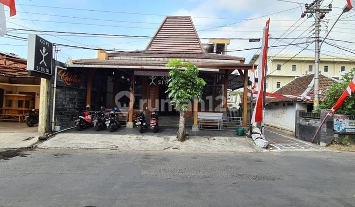 Eks Resto Area Dekat Slamet Riyadi Solo