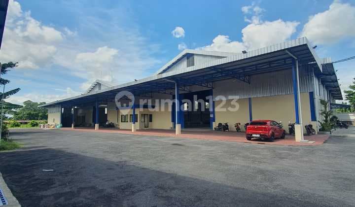 Gudang Siap Pakai Akses Kontainer Area Sukoharjo