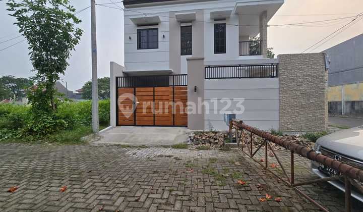 Rumah Siap Pakai Area Solo Baru