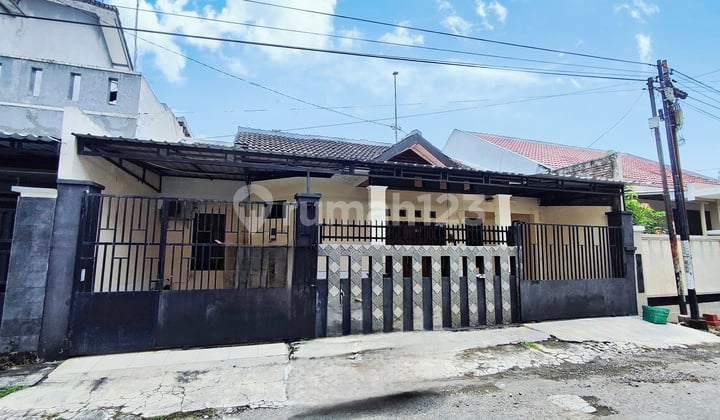 Rumah Siap Pakai Area Jajar