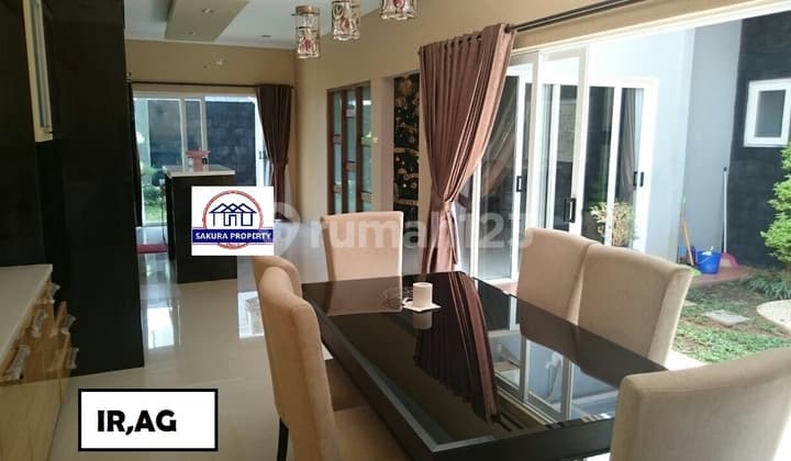 rumah bagus murah megah 2 lantai rapih lt 330 lb 500 kota wisata