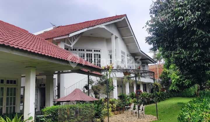 Charming house with a total land area of 1,499m in Ulujami, South Jakarta.