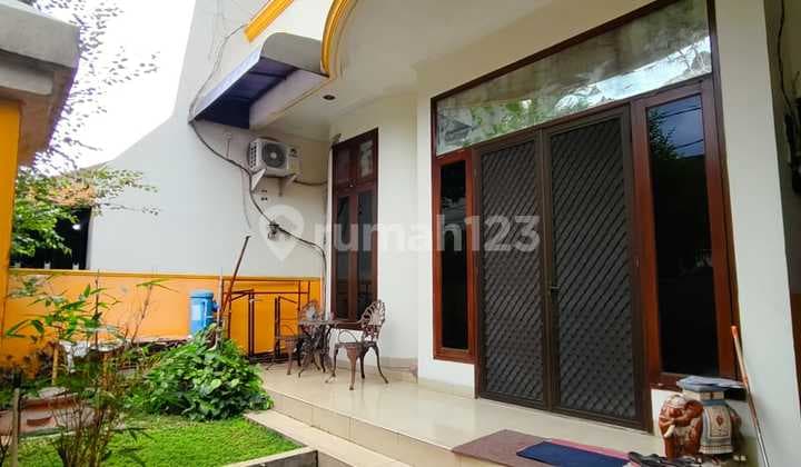 Tanjung Duren House Suitable for Boarding House