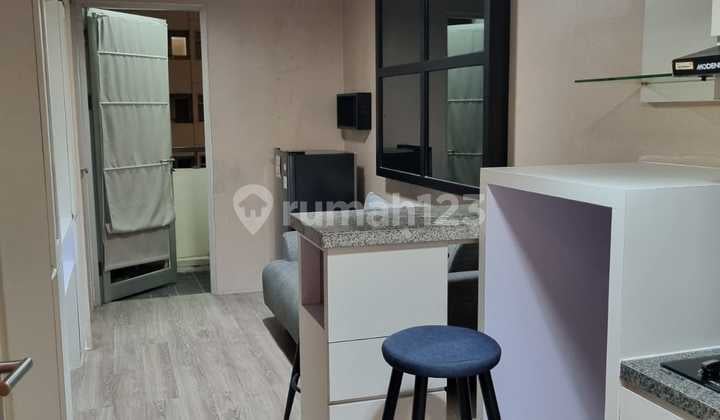 Gunawangsa Tidar Apartment for Rent, 2 Bedroom Type, Well Furnished