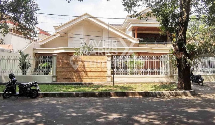 Butuh Cepat Laku Rumah Jl Rinjani Kota Malang Carport Luas