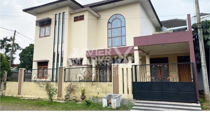 Properti Langka Rumah Hook di Griyashanta Malang Dekat Ub