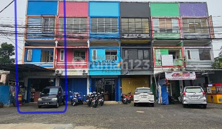 Ruko 3 Lantai di Raya Sulfat Purwantoro Blimbing Malang Kota
