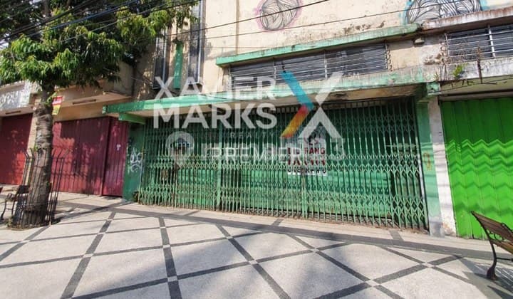 Rumah Usaha di Jalan Poros Basuki Rahmat Kayutangan Malang