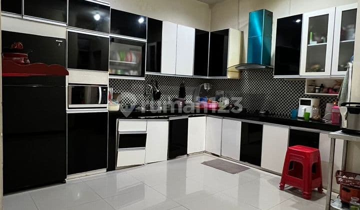 Rumah Golf Lake Residence 8X20 Jalan Boulevard - Lokasi Strategis