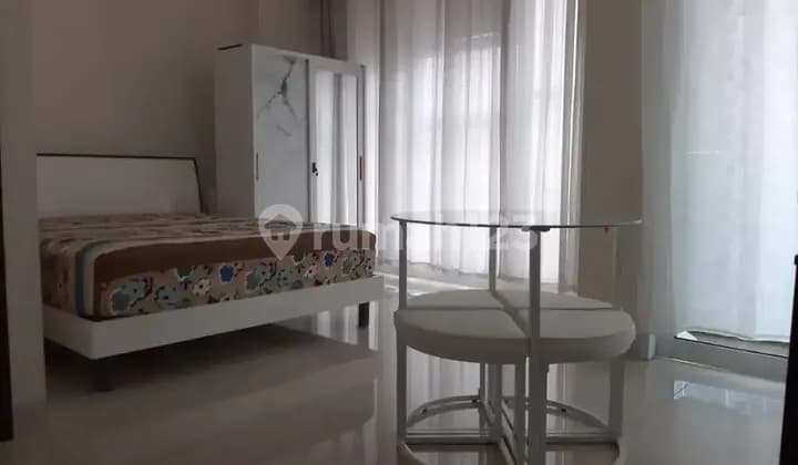 Brooklyn Alam Sutera Furnish Studio