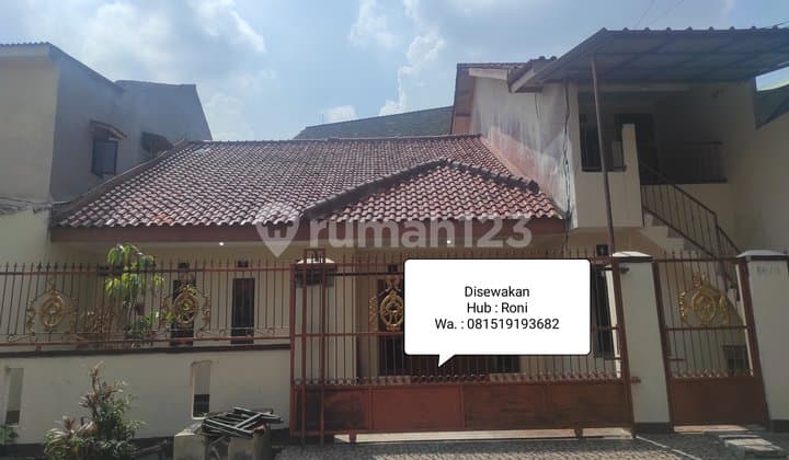 The following is the English translation of the Indonesian phrase **"Rumah Asri di Meruya Joglo"** :
**"Beautiful / Lush House in Meruya Joglo"**