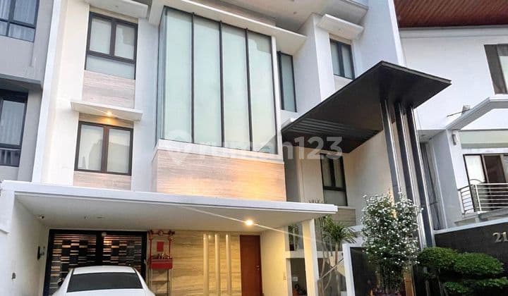 Rare Unit!! Luxury Home Pik - Layar Permai 10m Wide Semi Furnished SHM