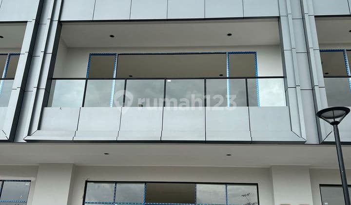 Ruko Pik 2 Marina Bay 8 Lantai, View Laut, Cocok Untuk Berbisnis