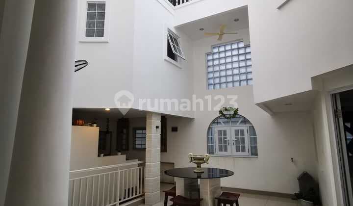 Rumah Mewah 4 BR di Bgm Pik 1 Renov Furnish 12X25 - Siap Huni
