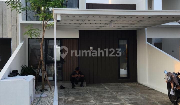 Rumah Estetik Woodville Anak Muda Banget