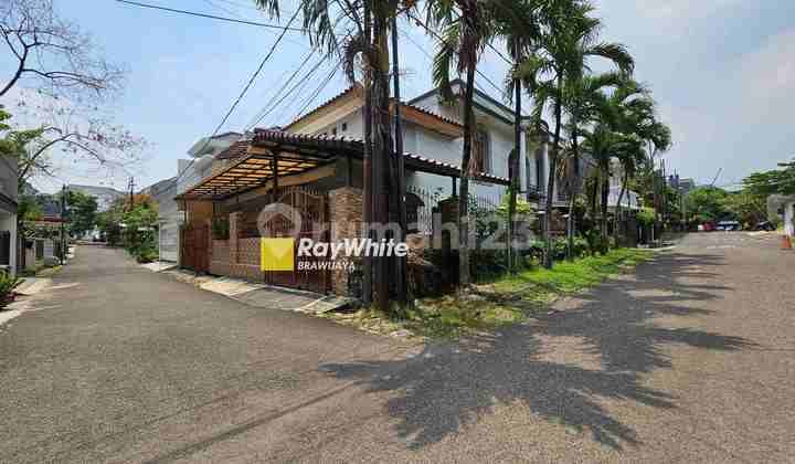 1 KM ke Tol Jorr, Rumah Hook di Pondok Pinang, Jakarta Selatan