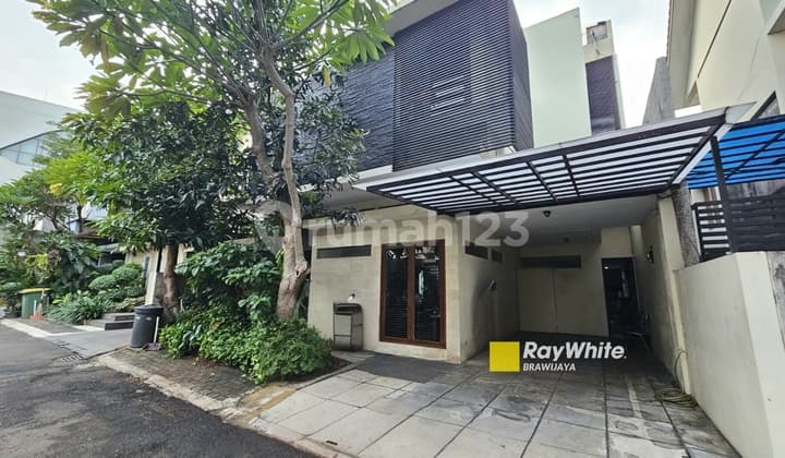 Townhouse Di Cipete Utara, Kebayoran Baru, dalam Cluster, 5 menit ke MRT Haji Nawi