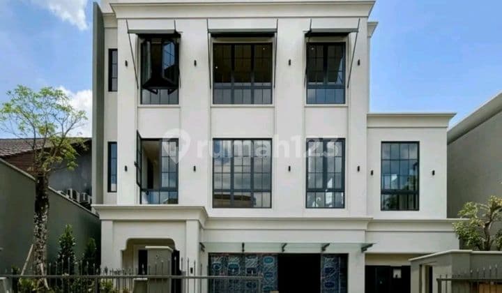 Rumah Mewah Berkelas di Lokasi Senopati 5 Menit Scbd
